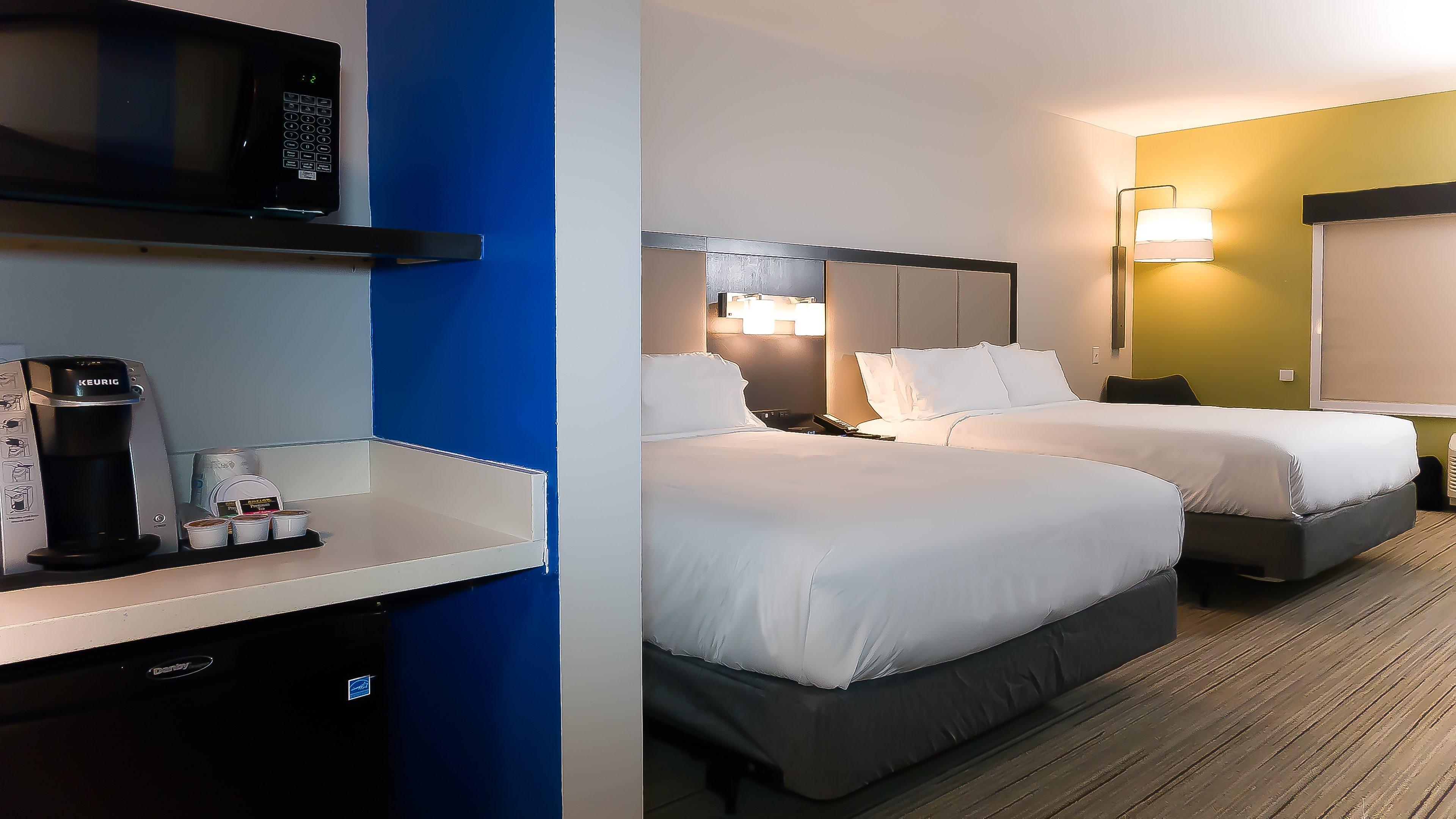 Holiday Inn Express & Suites - Tampa East - Ybor City, An Ihg Hotel מראה חיצוני תמונה